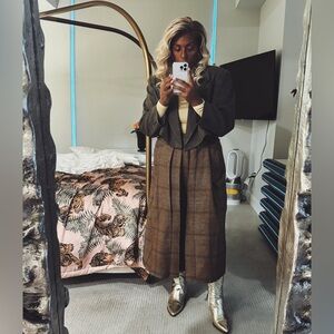 LR3 One Size Fits All Culotte Pants